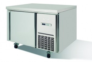 Deep undercounter chill and freezer MR series